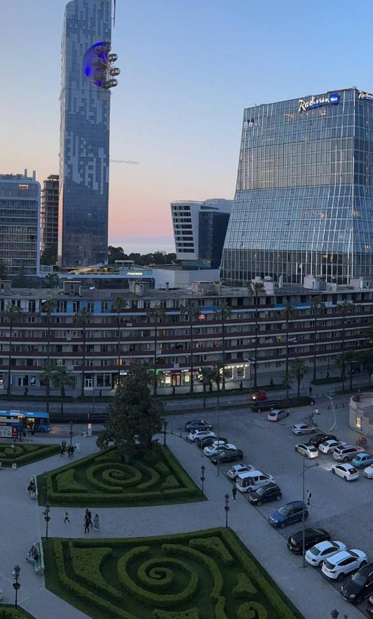 Apartment Boulevardside Batumi Eksteriør billede