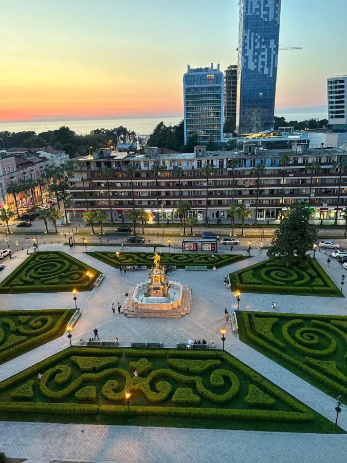 Apartment Boulevardside Batumi Eksteriør billede